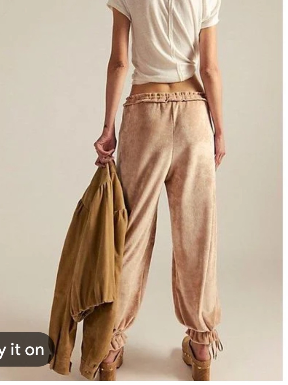 NWT $148 Free People Velour Low-Rise
Parachute Pants in Natural - Picture 3 of 4